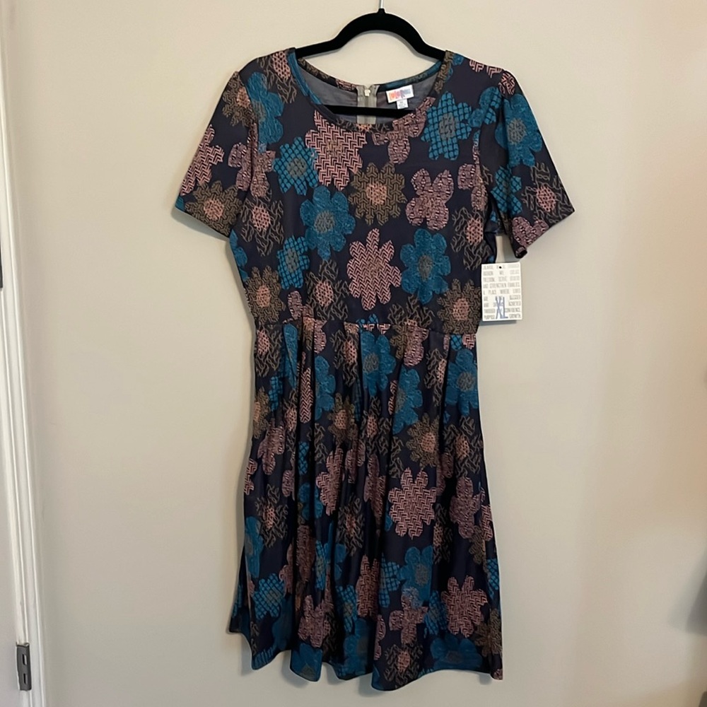 XL Floral LuLaRoe Amelia Dress